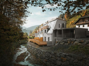 Mondholz - Urban Inn 24-7 Innsbruck